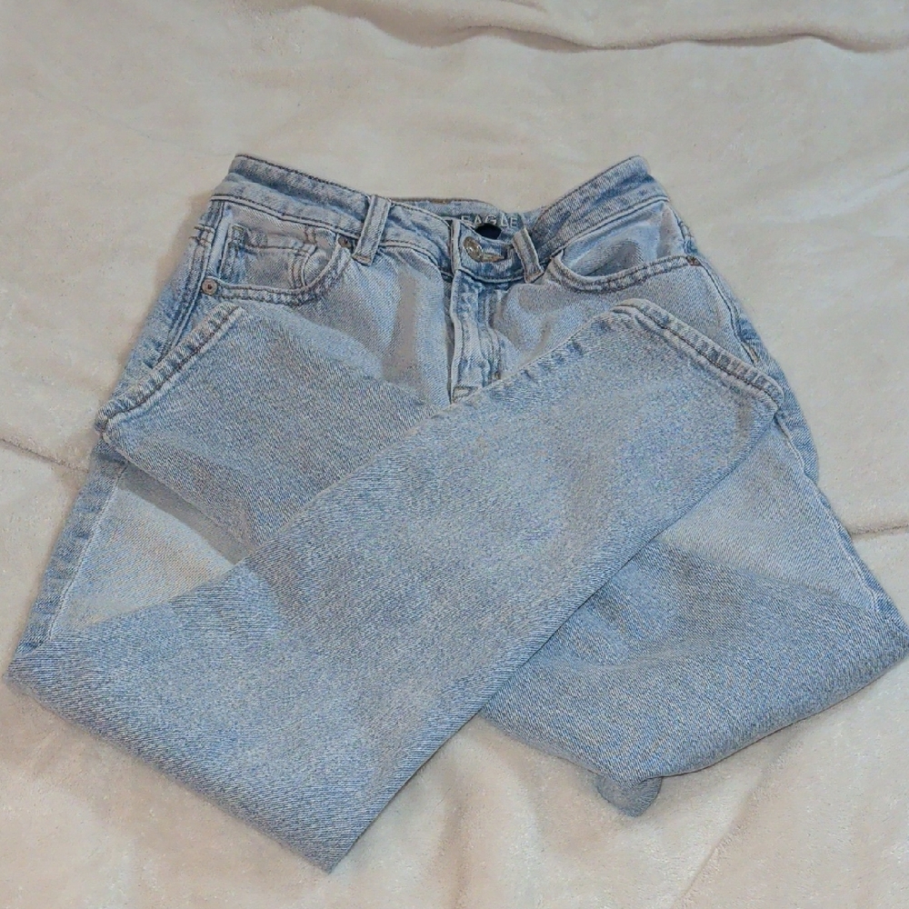 American Eagle Outfitters Light Blue Straight Leg Jeans